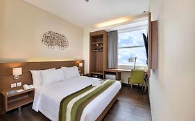 Hotel Grand Whiz Poins Simatupang Jakarta